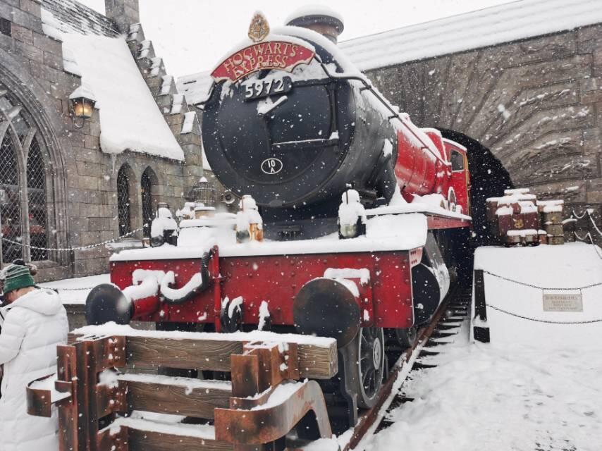下雪的霍格沃茨