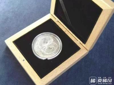 装裸币木盒子2026/2/14