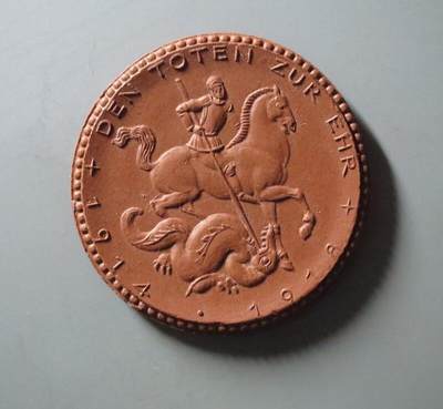 德国“向逝者致敬” 陶质纪念章