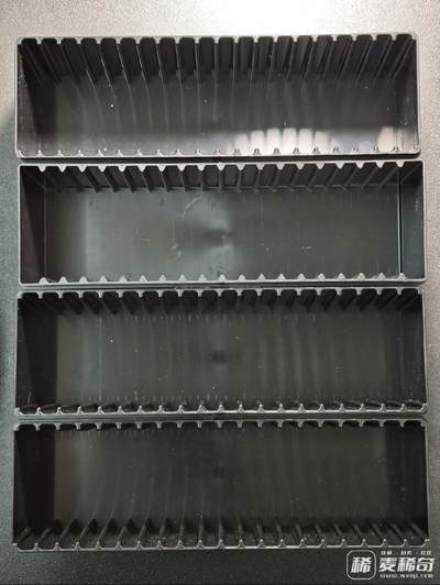 4个一组 PCGS官方20枚储币盒 2026/2/16