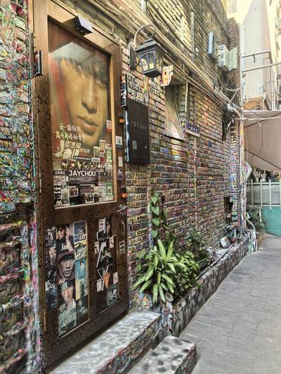 大芬油画村的周杰伦