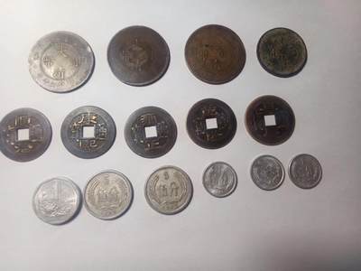 有没有大佬可以帮我看一下真假，能换多少钱