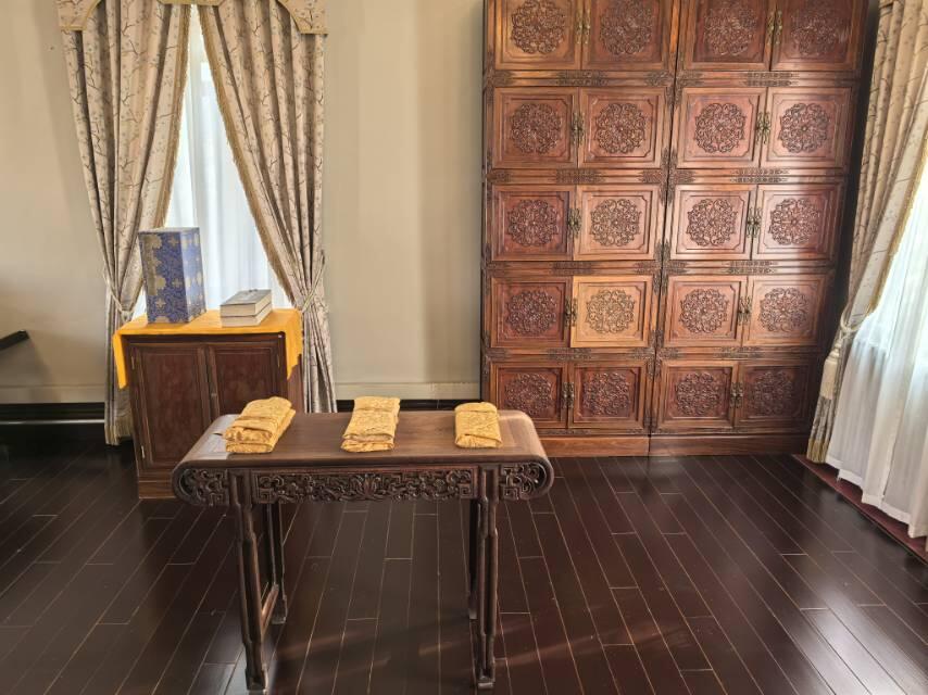 伪满皇宫集诗室