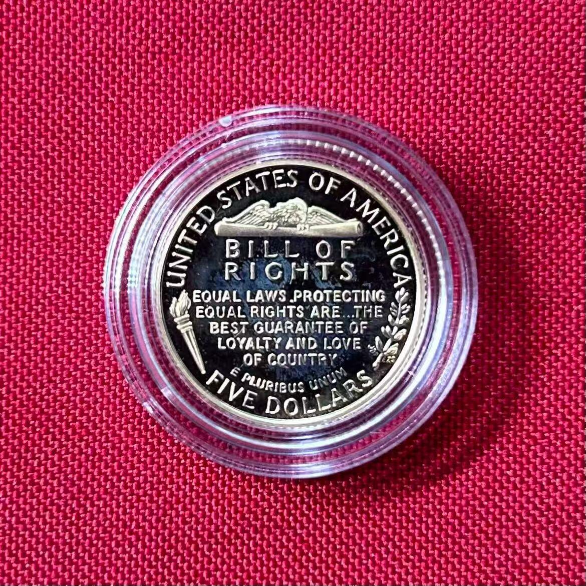 1993年美国发行的《权利法案》纪念三枚精制套币