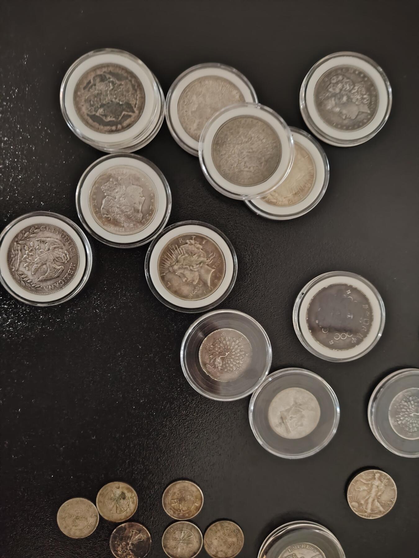 银元，摩根大量通走