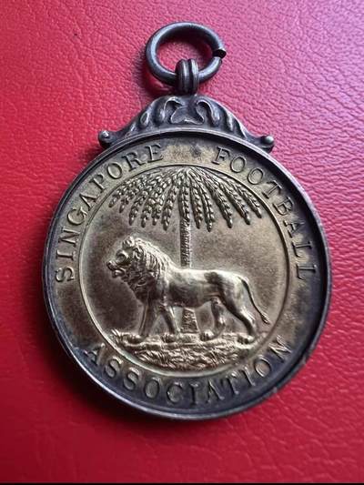 英属新加坡镀金银章