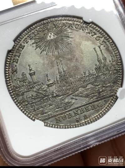 欣赏一下大佬的拍品