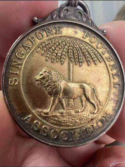 英属新加坡镀金银章