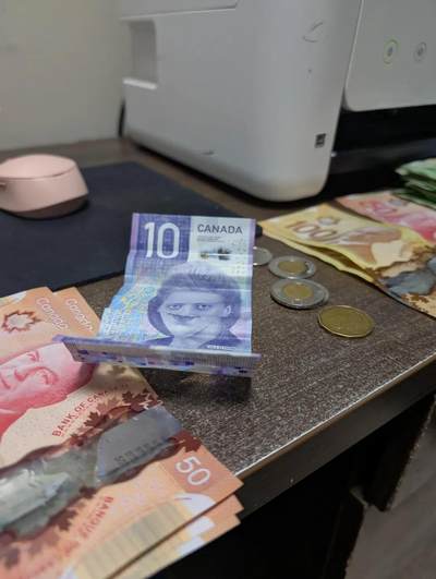 乌克兰2007年纯净之水生命之源5格里夫纳双金属纪念币