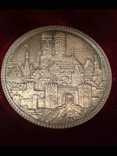 德国慕尼黑1958年纪念建城800周年泰勒银币
