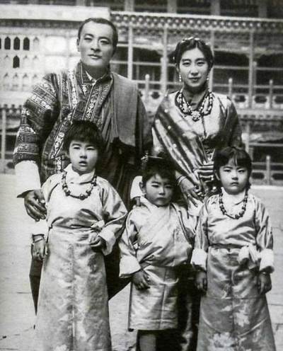 不丹吉祥八宝幸运币