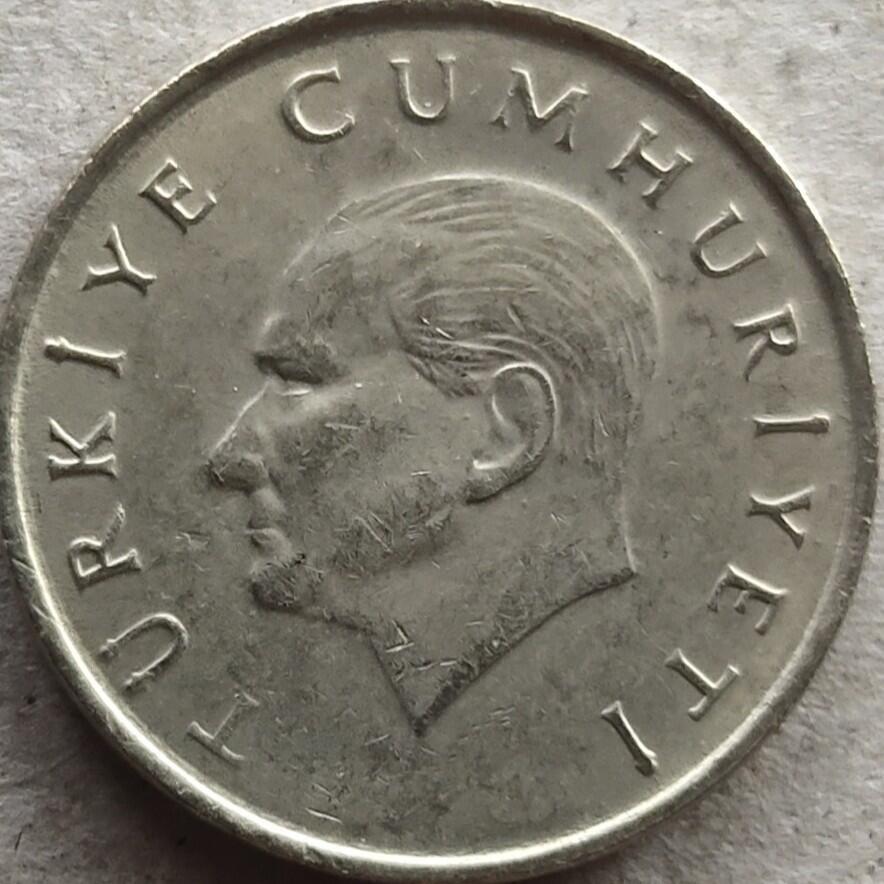 🪙 土耳其25000里拉（25 Bin Lira）硬币   这是土耳其共和国1998年发行的250