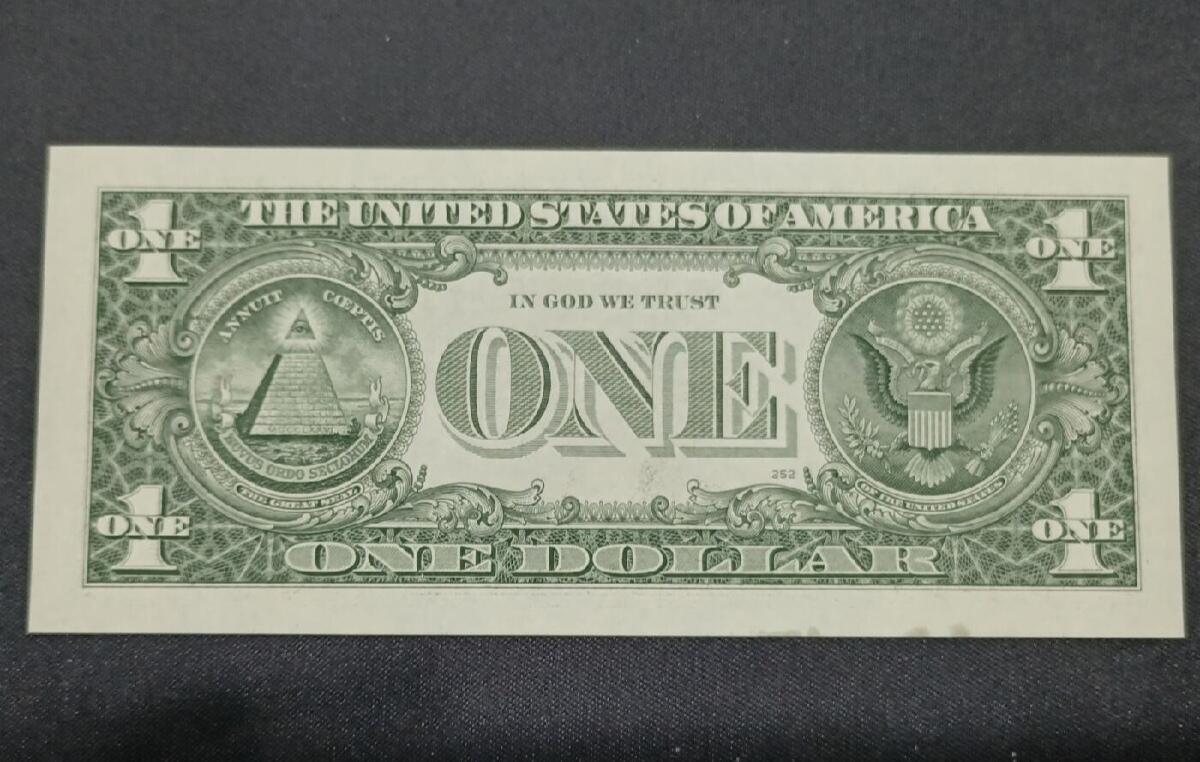 最近收了一套钱币，美元 2026/3/13