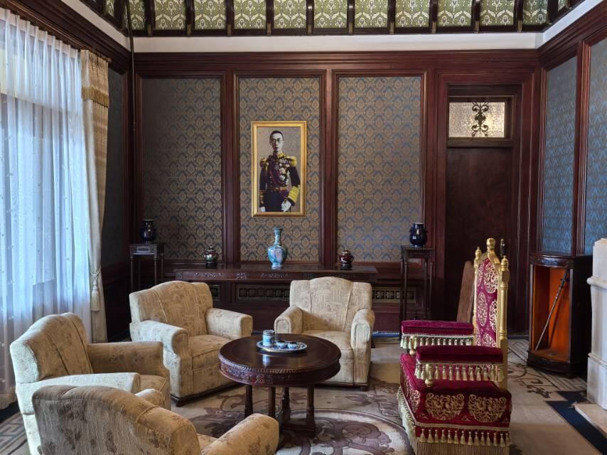 伪满皇宫同德殿