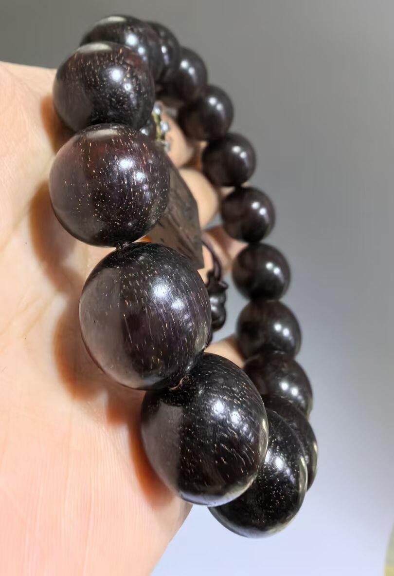 老料满星小叶紫檀男款，油性十足，尺寸:1.5cm克重:32g