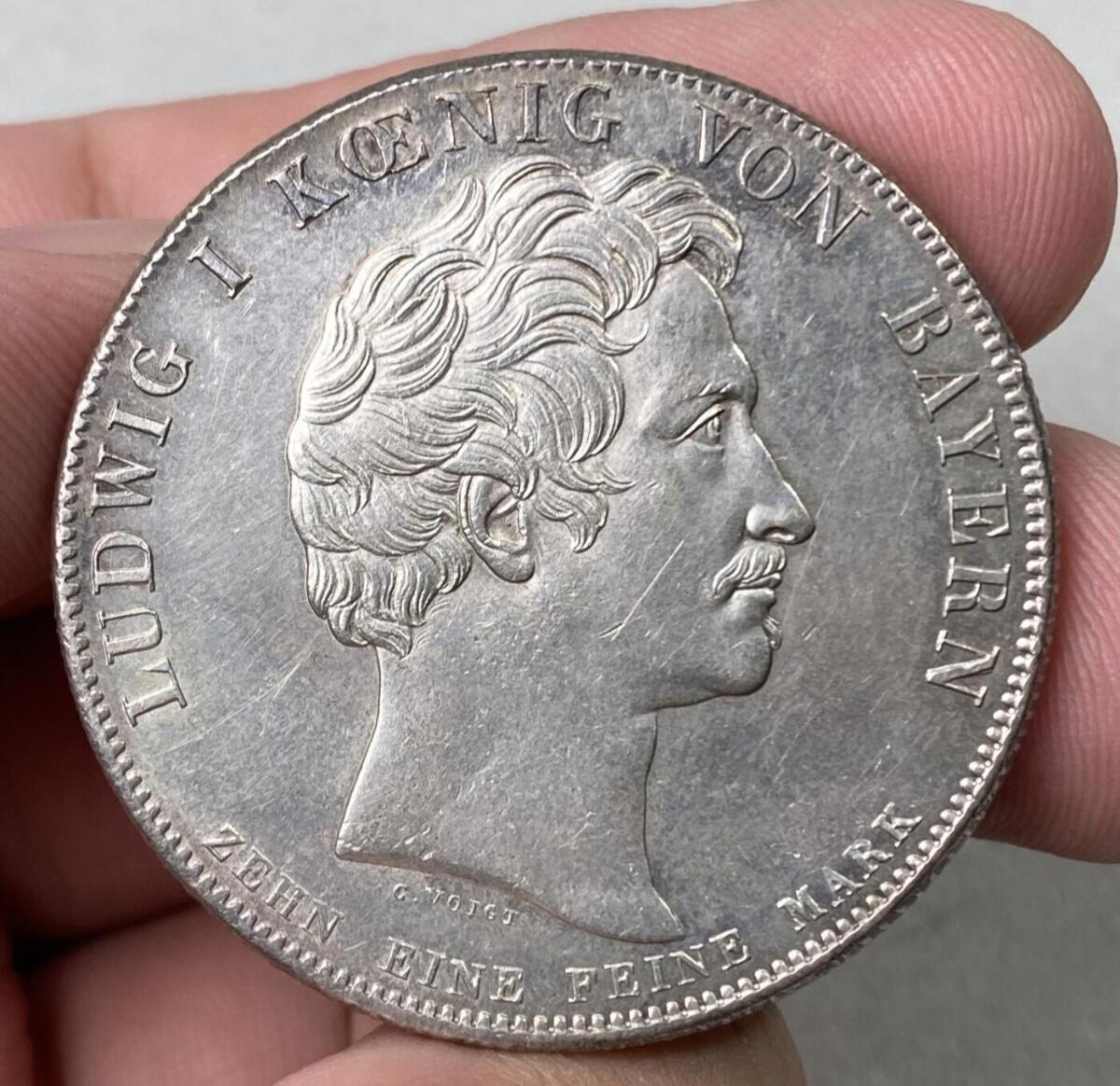 欣赏美美的裸币