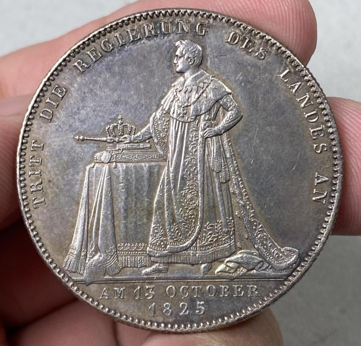 欣赏美美的裸币