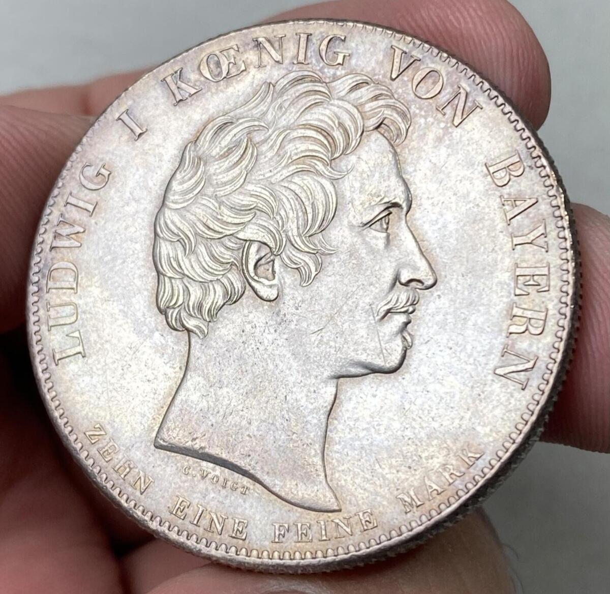 欣赏美美的裸币