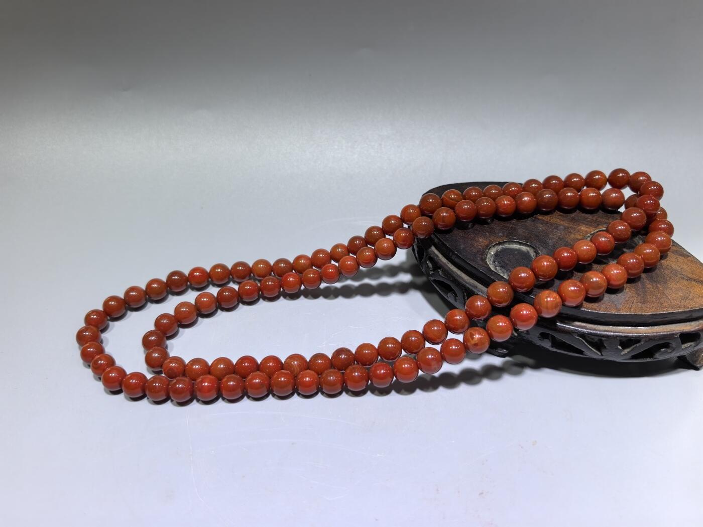 中国红锦红南红手串佛珠男女款，可见天然火焰纹，晶洞等。0.8cm  76.7g