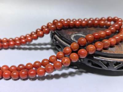中国红锦红南红手串佛珠男女款，可见天然火焰纹，晶洞等。0.8cm  76.7g