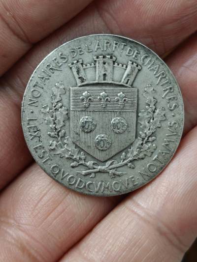 玛丽安娜纪念章