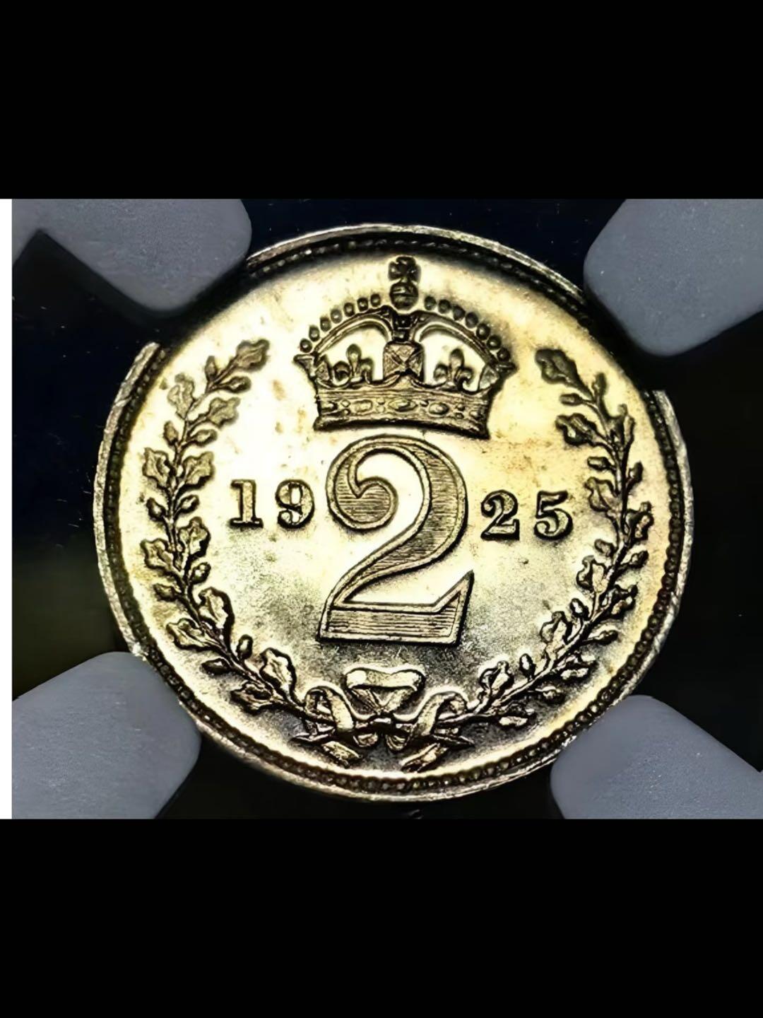 英国1925年濯足节2便士银币