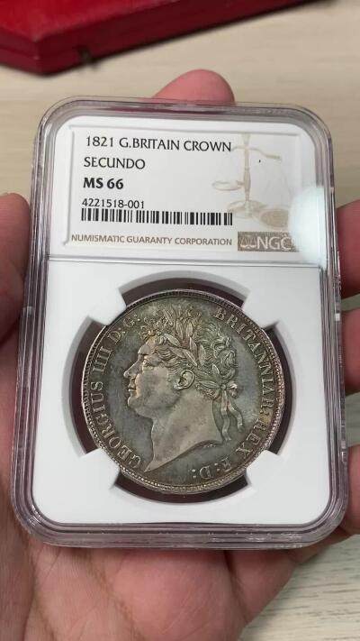 英国乔治四世马剑克朗银币（1821-1822版）