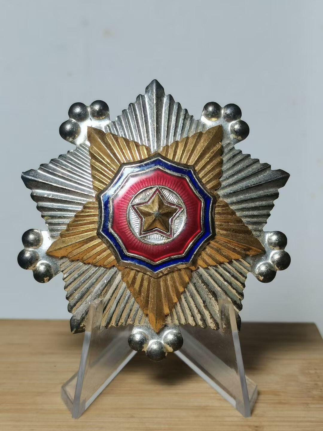 朝鲜二级国旗勋章