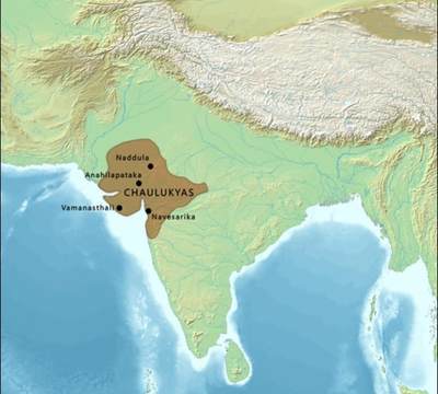 印度古吉拉特查拉健王朝仿萨珊式银币