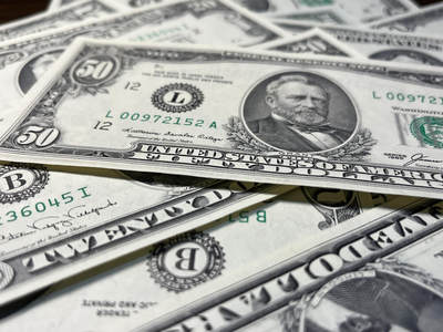 小头美元纸币还是很不错的