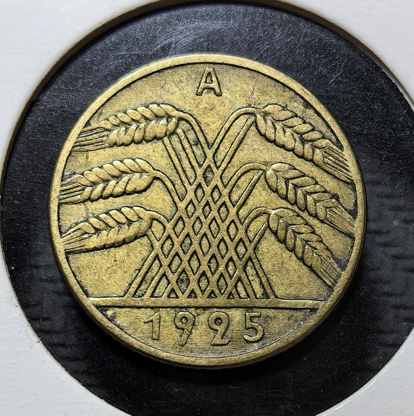  德国魏玛共和国1925年10芬尼黄铜币