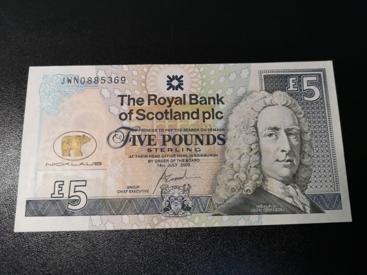 《外钞收藏家》第五十八期拍卖 2005年苏格兰5镑 纪念钞  全新unc