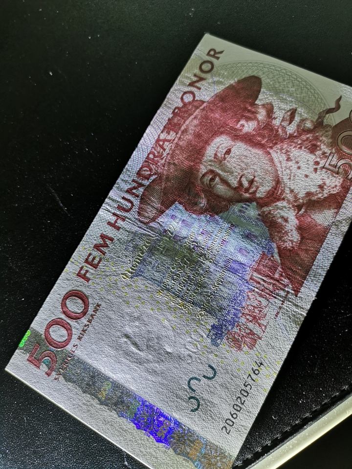 《外钞收藏家》第五十八期拍卖 瑞典500克朗 全系版  卡尔  全新unc 