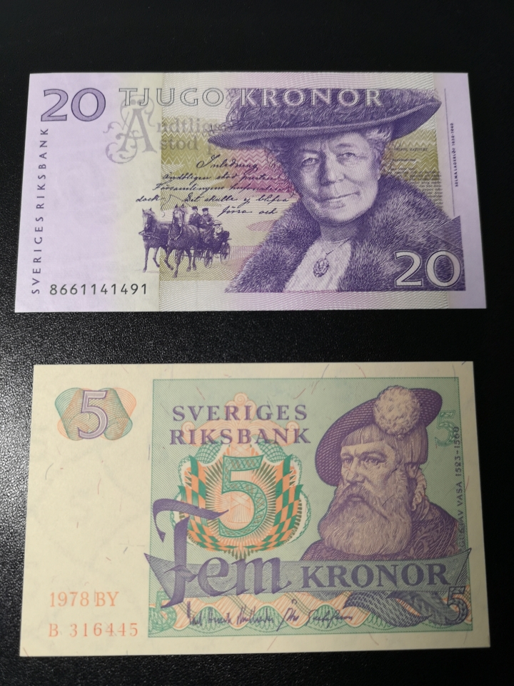 《外钞收藏家》第五十八期拍卖 瑞典两个版本克朗两张  全新unc