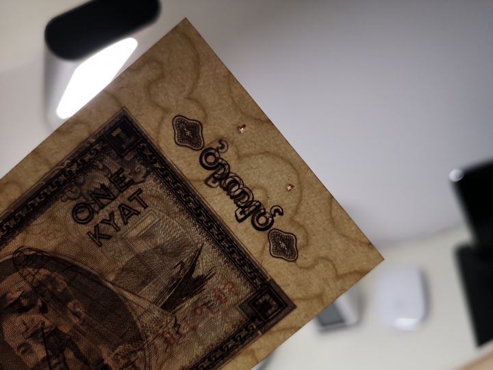 《外钞收藏家》第五十九期拍卖 缅甸20和1面额两张  au品相 有黄和针孔