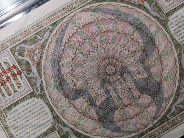 《外钞收藏家》第五十九期拍卖 荷兰1942-44年100盾 大票幅 65高分