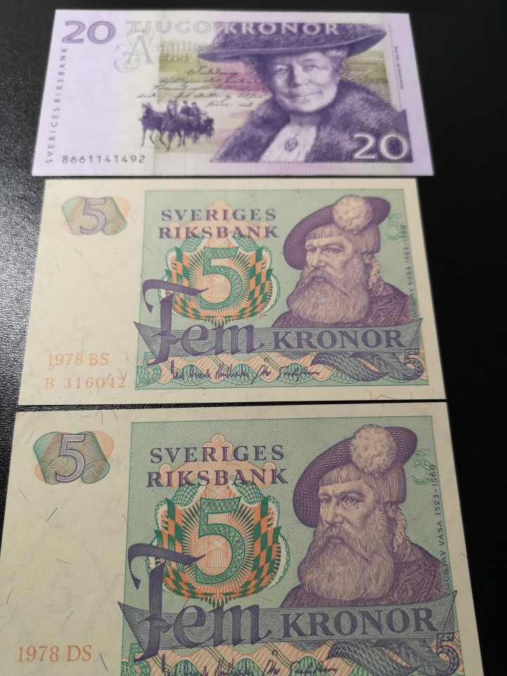 《外钞收藏家》第五十九期拍卖 瑞典三张 老版两张测光有折 20克朗全新