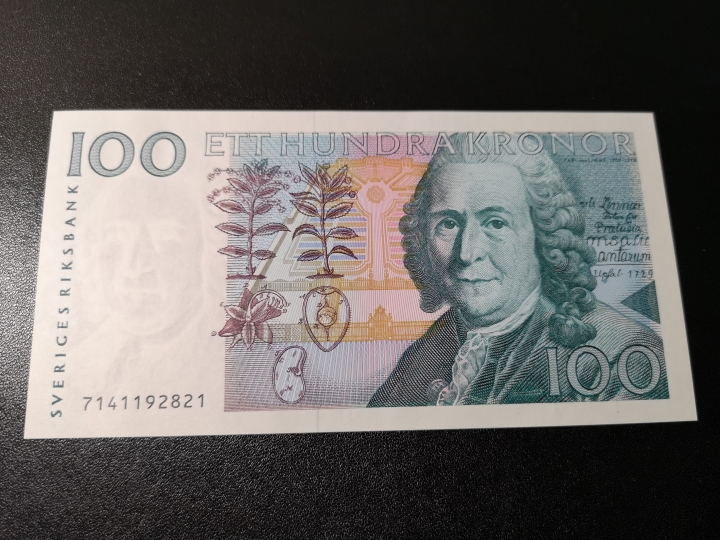 《外钞收藏家》第五十九期拍卖 瑞典初版 100  全新unc