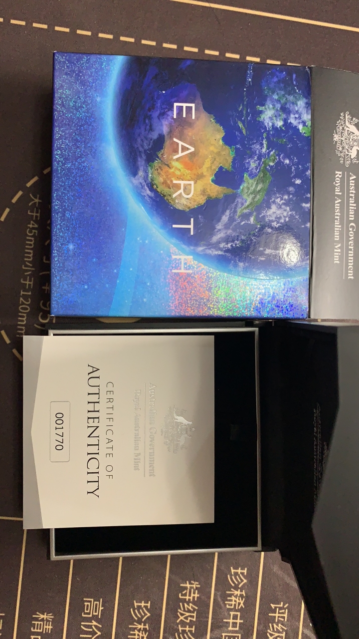 【随心拍】第1期 2018年澳大利亚发行超越地球彩色弧形精制纪念1盎司银币 