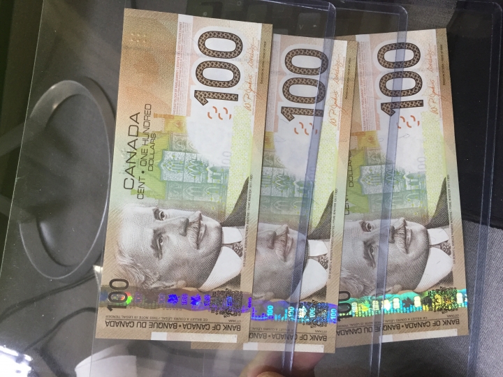 收藏联盟第六十九期拍卖裸钞场 加拿大04100 UNC三张靓号 包含8888288近似全同靓号哦