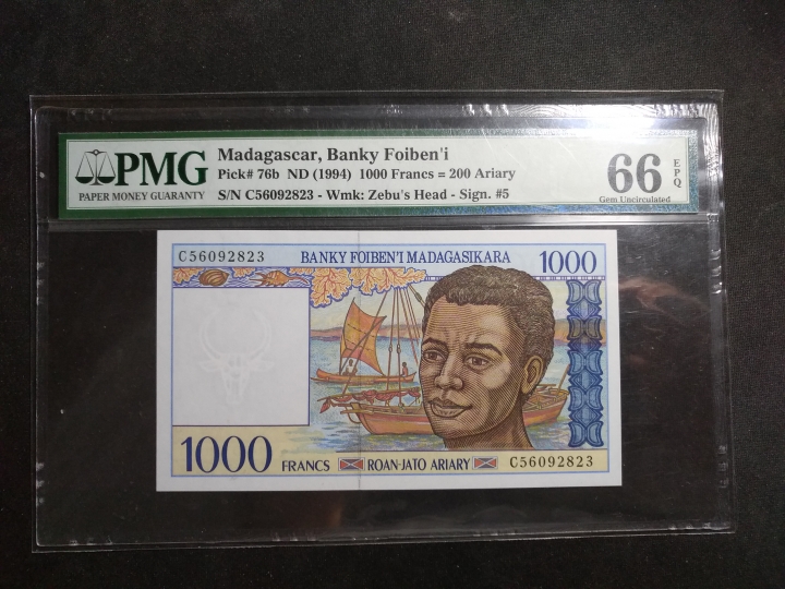 【鲸贝乐淘】第日号拍卖 【评级外币】1994年马达加斯加100法朗，PMG66EPQ 