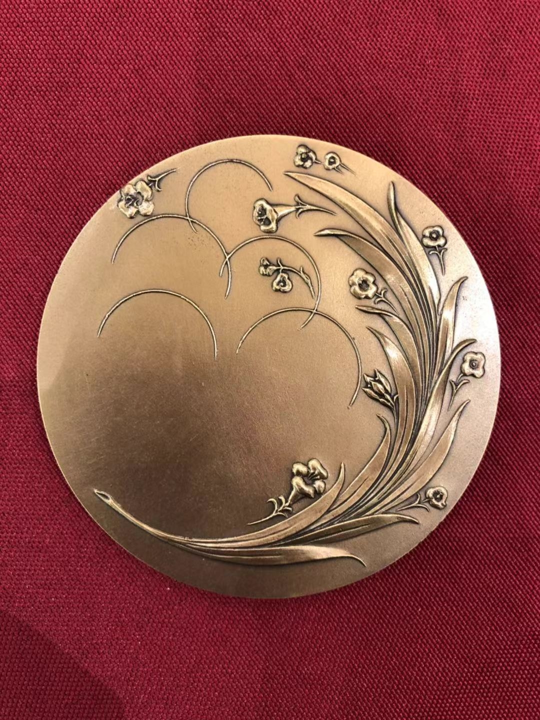 喜迎己亥年麦朵尔艺术拍卖第一场 欢乐之花