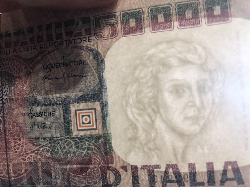 收藏联盟七十四期拍卖 意大利春主题50000里拉和10000里拉 UNC