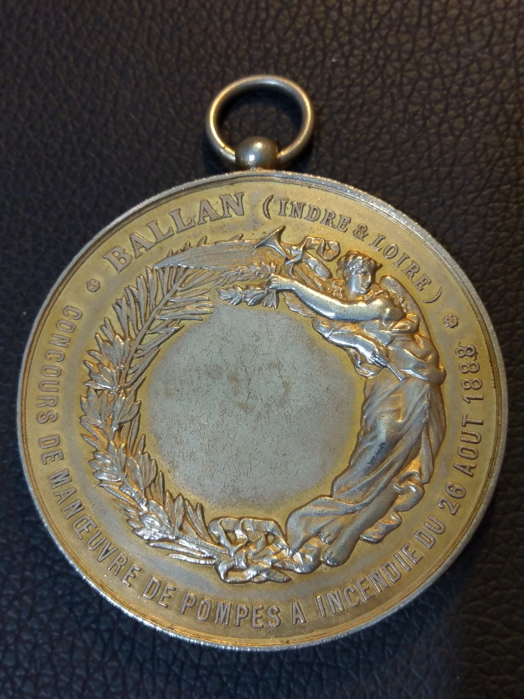 喜迎己亥年麦朵尔艺术拍卖第一场 法国1888年芭兰消防金奖 纯银镀金 62mm 98克