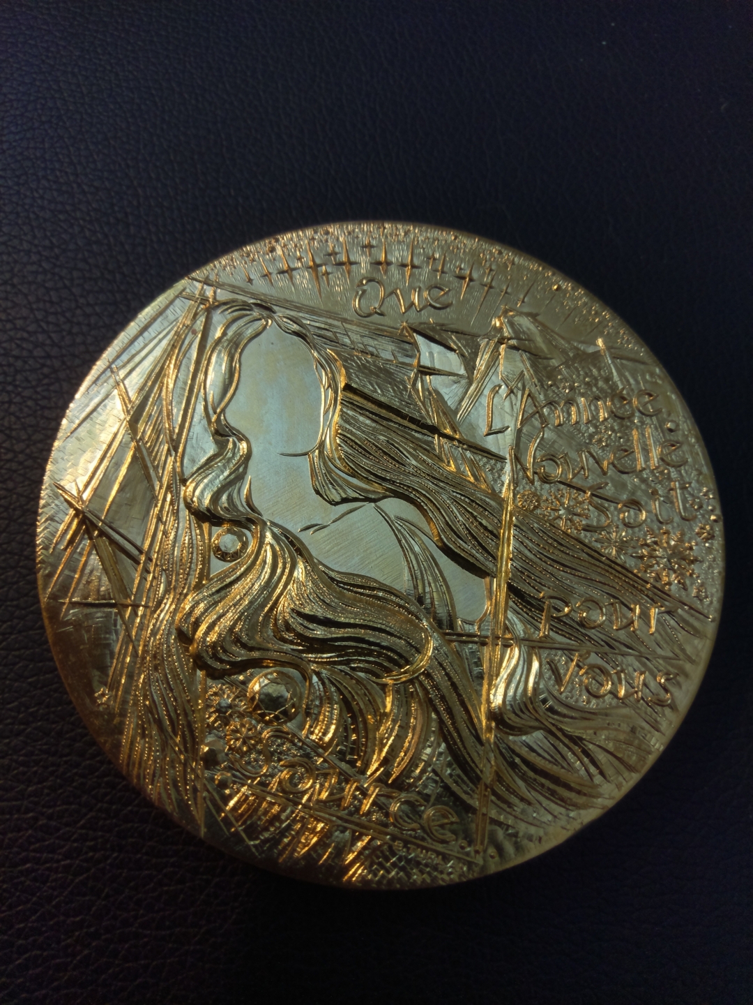 喜迎己亥年麦朵尔艺术拍卖第一场 法国巴黎造币厂艺术麦朵尔 1983年青铜镀金 100毫米475克 