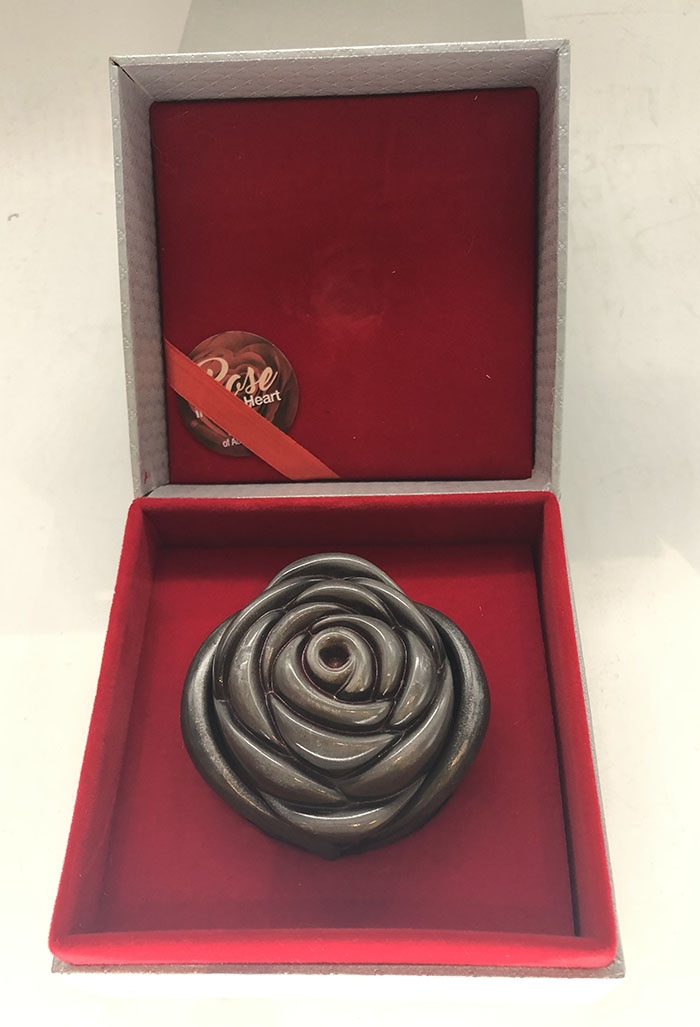 雕塑与币章 2016年库克发行玫瑰在你心中珐琅红心仿古吊坠银币