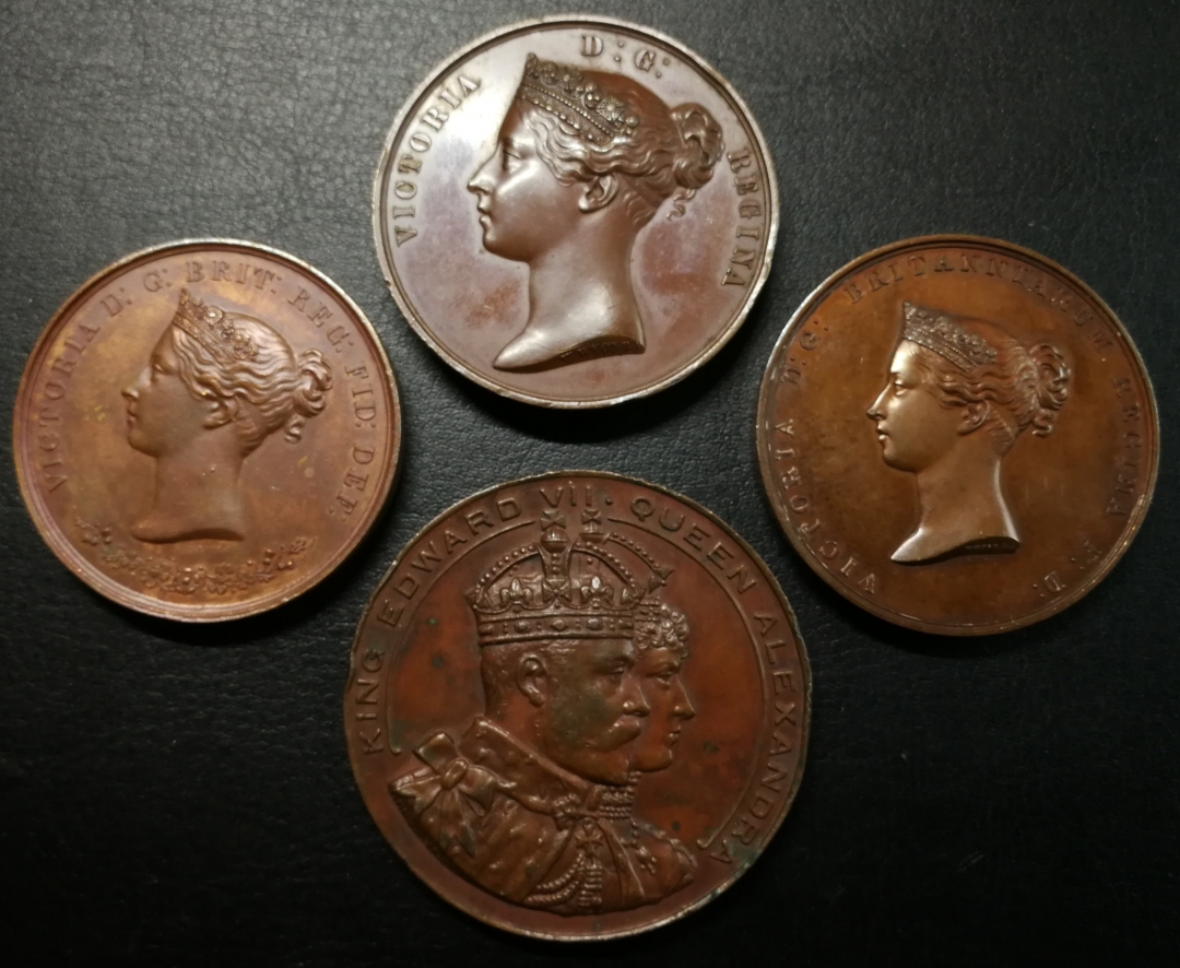 凡希社世界钱币微拍第七十五期 英国铜章四枚AU