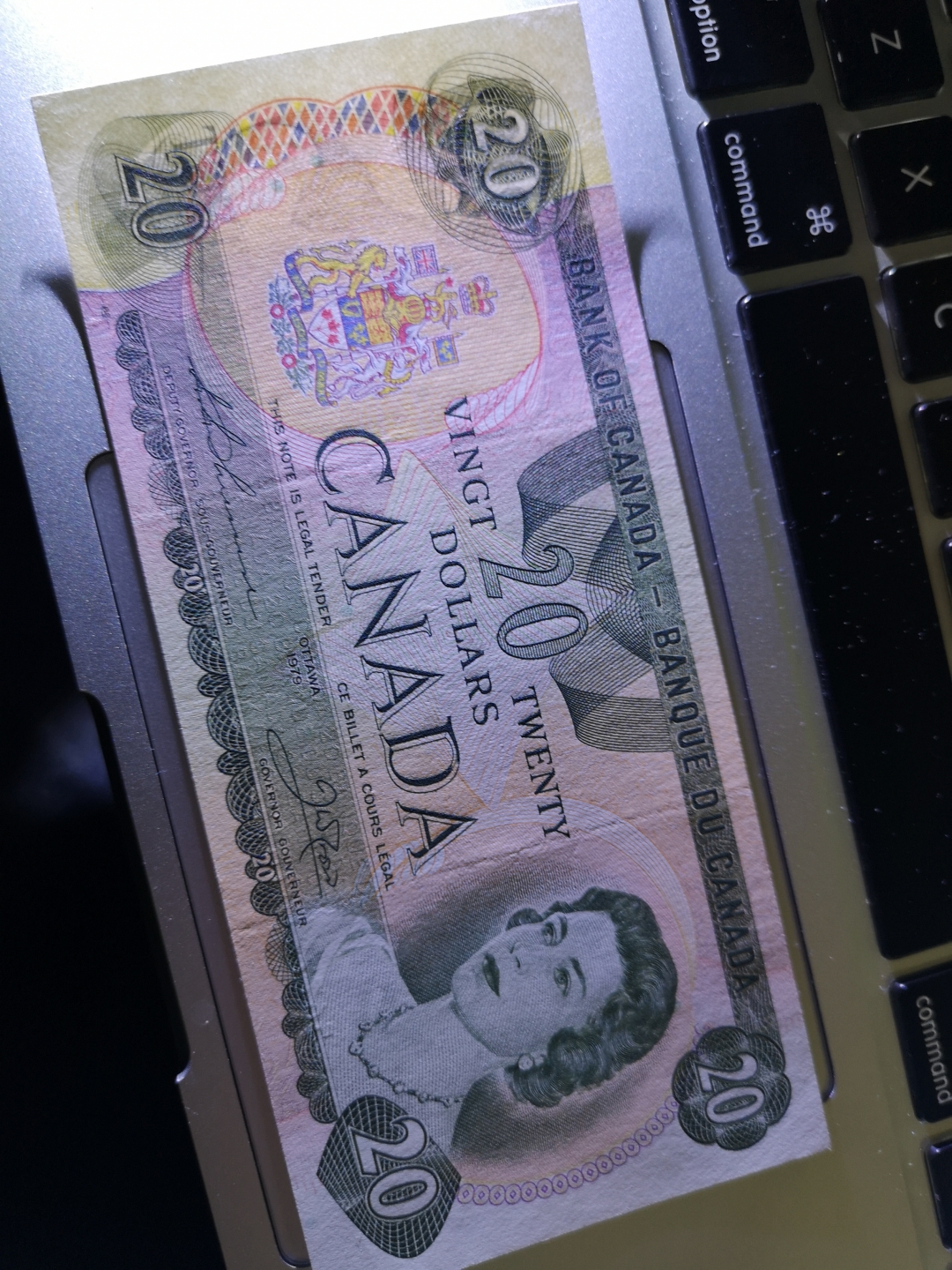 《外钞收藏家》第六十二期拍卖目录 1979年加拿大20元  au品相