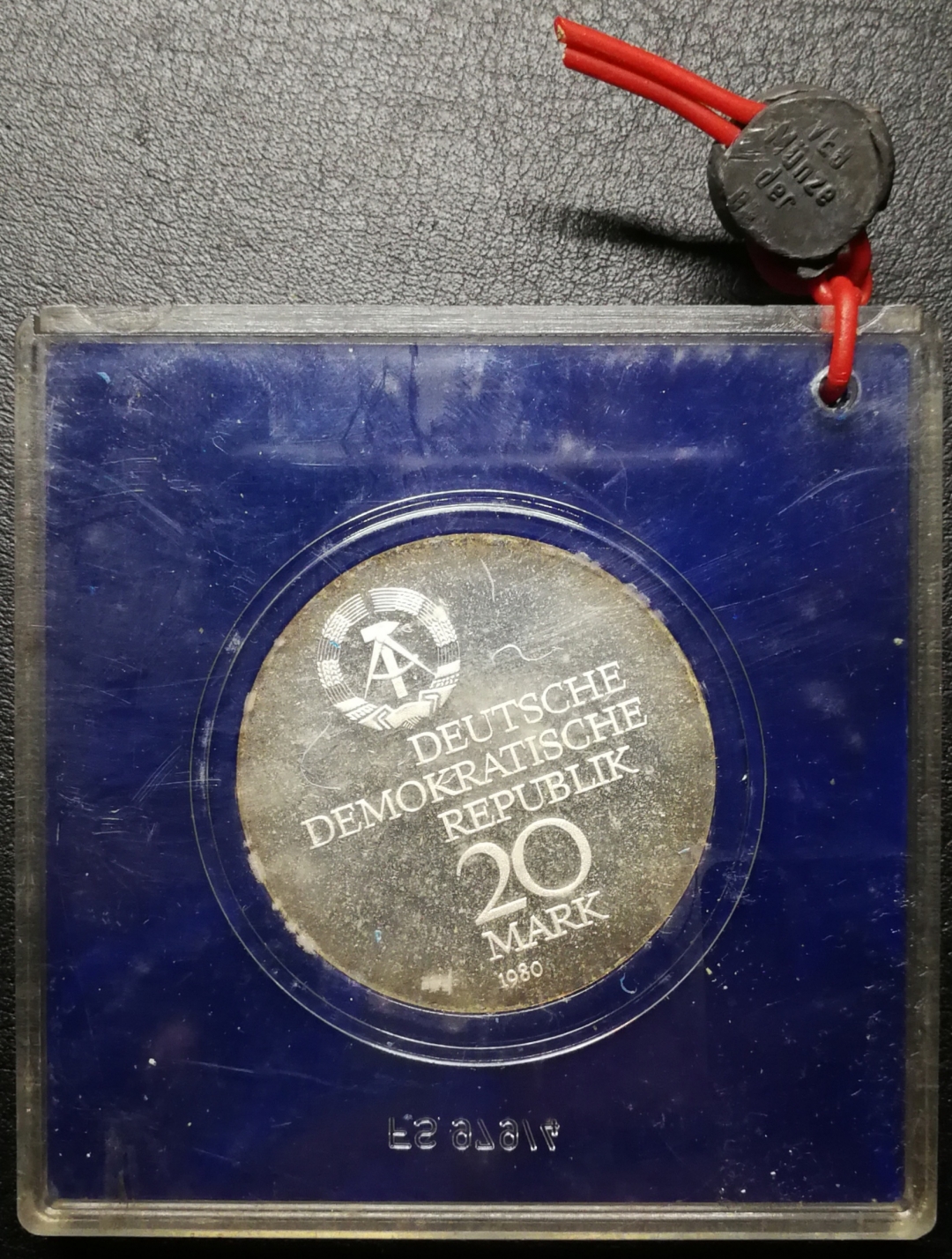 凡希社世界钱币微拍第七十六期 稀!1980东德恩斯特卡尔阿贝20马克PROOF原盒铅封