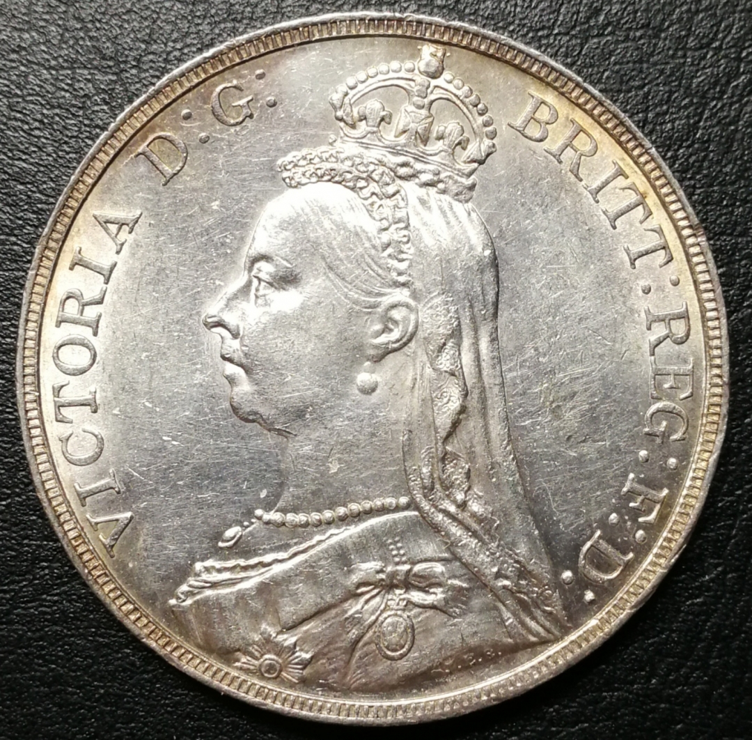 凡希社世界钱币微拍第七十六期 1890老维高冠马剑大银AU+